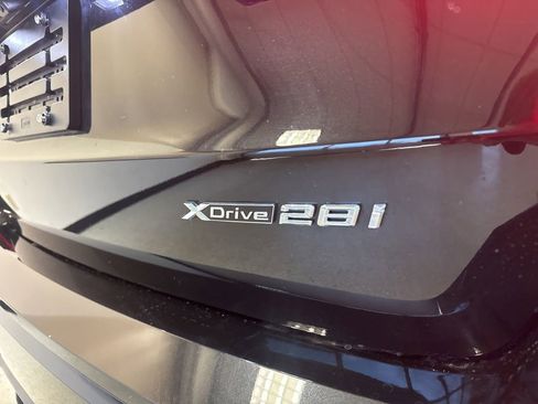 Used 2023 BMW X1 xDrive28i AWD/4WD image 32
