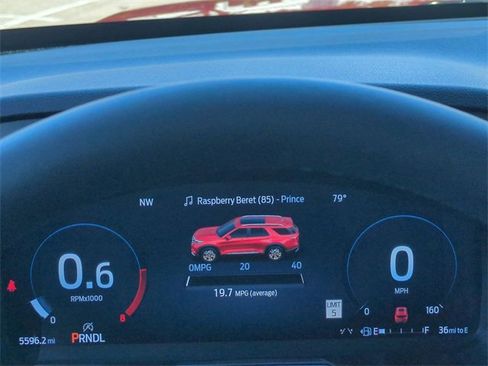 Certified 2025 Ford Explorer Platinum w/ Ultimate Package image 27