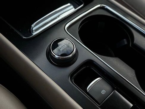 Certified 2022 Lincoln Corsair Standard w/ Equipment Group 101A image 34