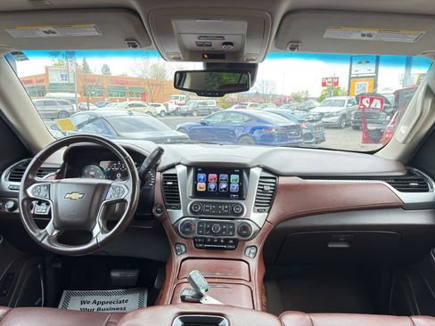 Used 2017 Chevrolet Suburban Premier AWD/4WD image 24