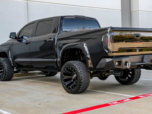 Used 2015 Toyota Tundra SR5 w/ SR5 Upgrade Package image 10