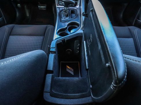 Used 2018 Dodge Challenger R/T w/ Sound Group image 31