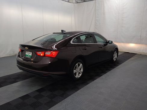 Used 2021 Chevrolet Malibu LS FWD image 9