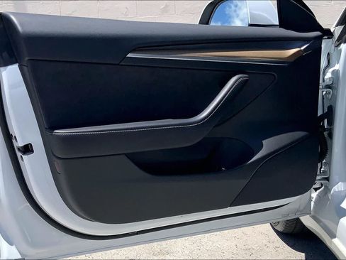 Used 2023 Tesla Model 3 Standard Range RWD image 26