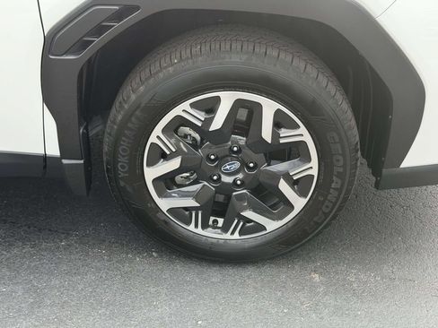Certified 2026 Subaru Forester Premium w/ Base/Premium Package AWD/4WD image 9
