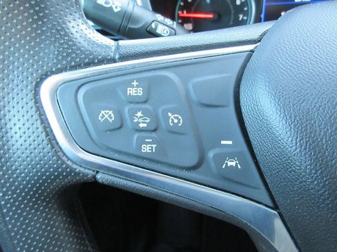 Used 2020 Chevrolet Equinox LT w/ LPO, Floor Liner Package image 23