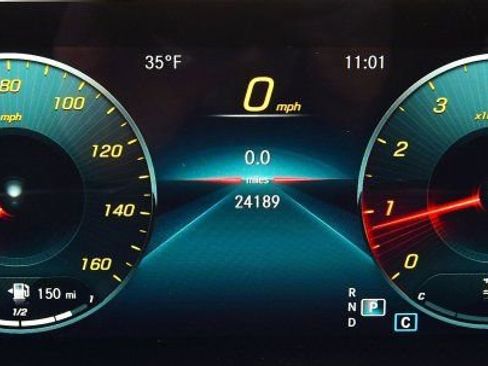 Used 2023 Mercedes-Benz CLA 250 4MATIC w/ AMG Line image 9