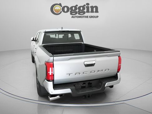 New 2026 Toyota Tacoma Limited AWD/4WD image 11