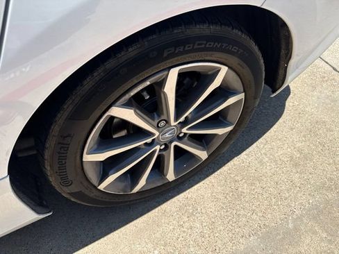 Used 2024 Acura Integra FWD image 8