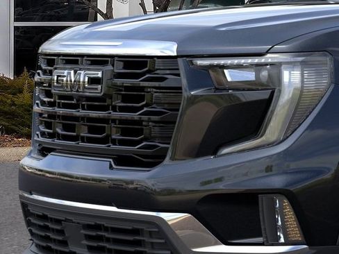 New 2026 GMC Acadia Elevation w/ Black Edition FWD image 13