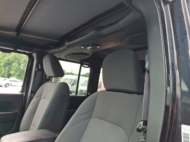 Used 2018 Jeep Wrangler Unlimited Sport S AWD/4WD image 13