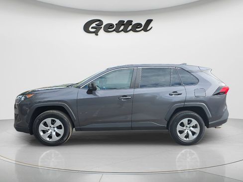 Used 2022 Toyota RAV4 LE image 6
