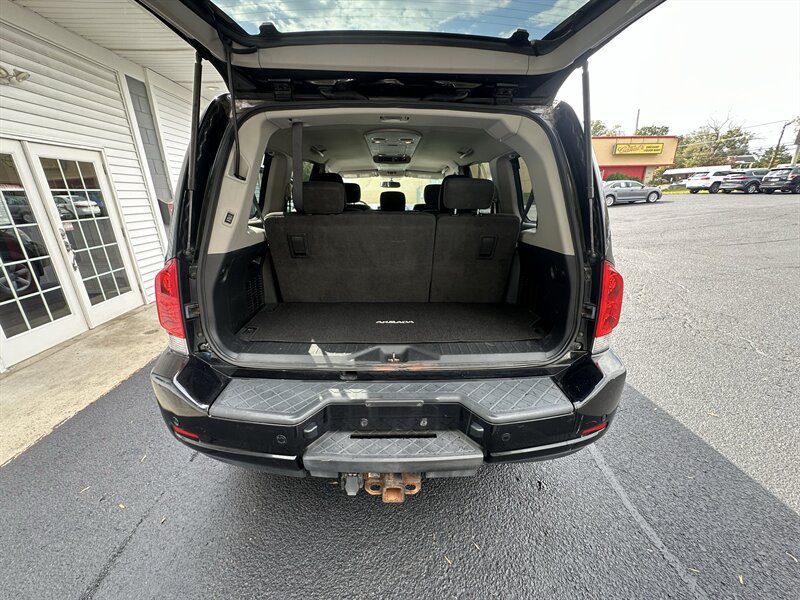 Used 2012 Nissan Armada SV AWD/4WD image 10