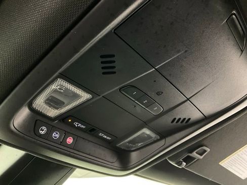 Used 2022 Chevrolet Blazer RS w/ Enhanced Convenience Package image 24