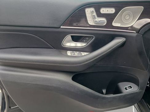 Used 2022 Mercedes-Benz GLS 450 4MATIC image 22