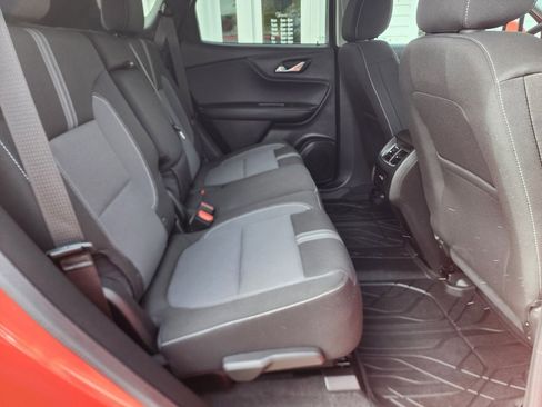 Used 2025 Chevrolet Blazer LT w/ Convenience Package image 15