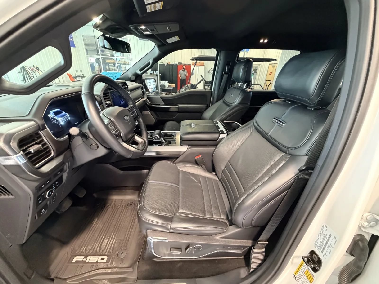 Used 2024 Ford F150 Platinum w/ FX4 Off-Road Package AWD/4WD image 16