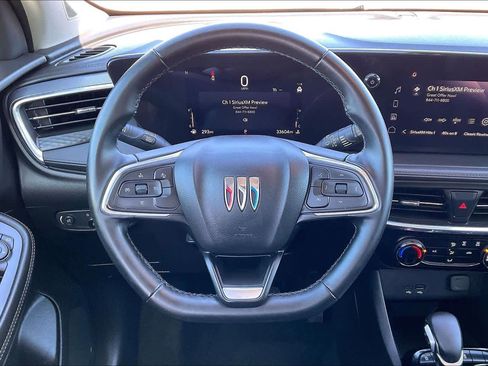 Used 2024 Buick Encore GX Sport Touring image 6