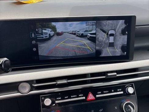 Used 2025 Hyundai Santa Cruz Limited image 33