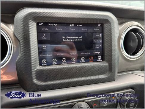 Used 2021 Jeep Wrangler Unlimited Sahara AWD/4WD image 11