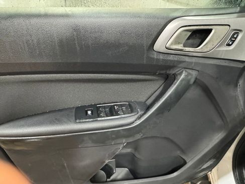 Used 2019 Ford Ranger XLT w/ Equipment Group 301A Mid AWD/4WD image 12