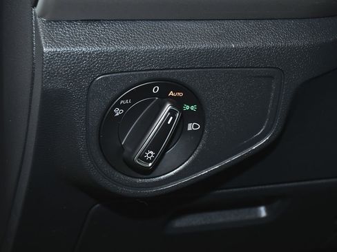 Used 2023 Volkswagen Atlas Cross Sport SEL R-Line image 23