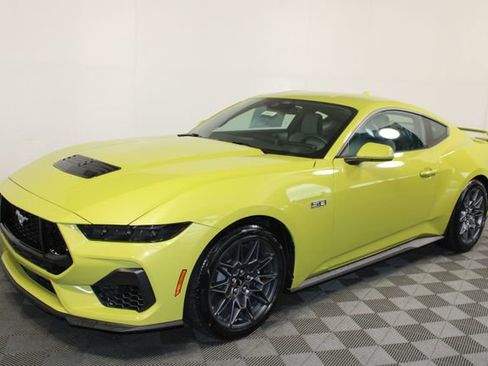 New 2025 Ford Mustang GT w/ GT Performance Package image 4