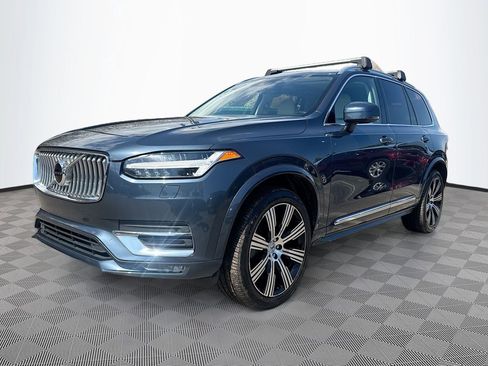Used 2021 Volvo XC90 T6 Inscription w/ Climate Package image 4