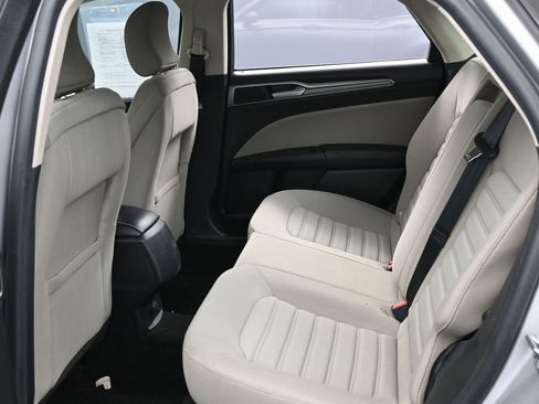 Used 2018 Ford Fusion S image 27