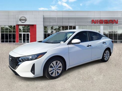 Certified 2025 Nissan Sentra S image 9