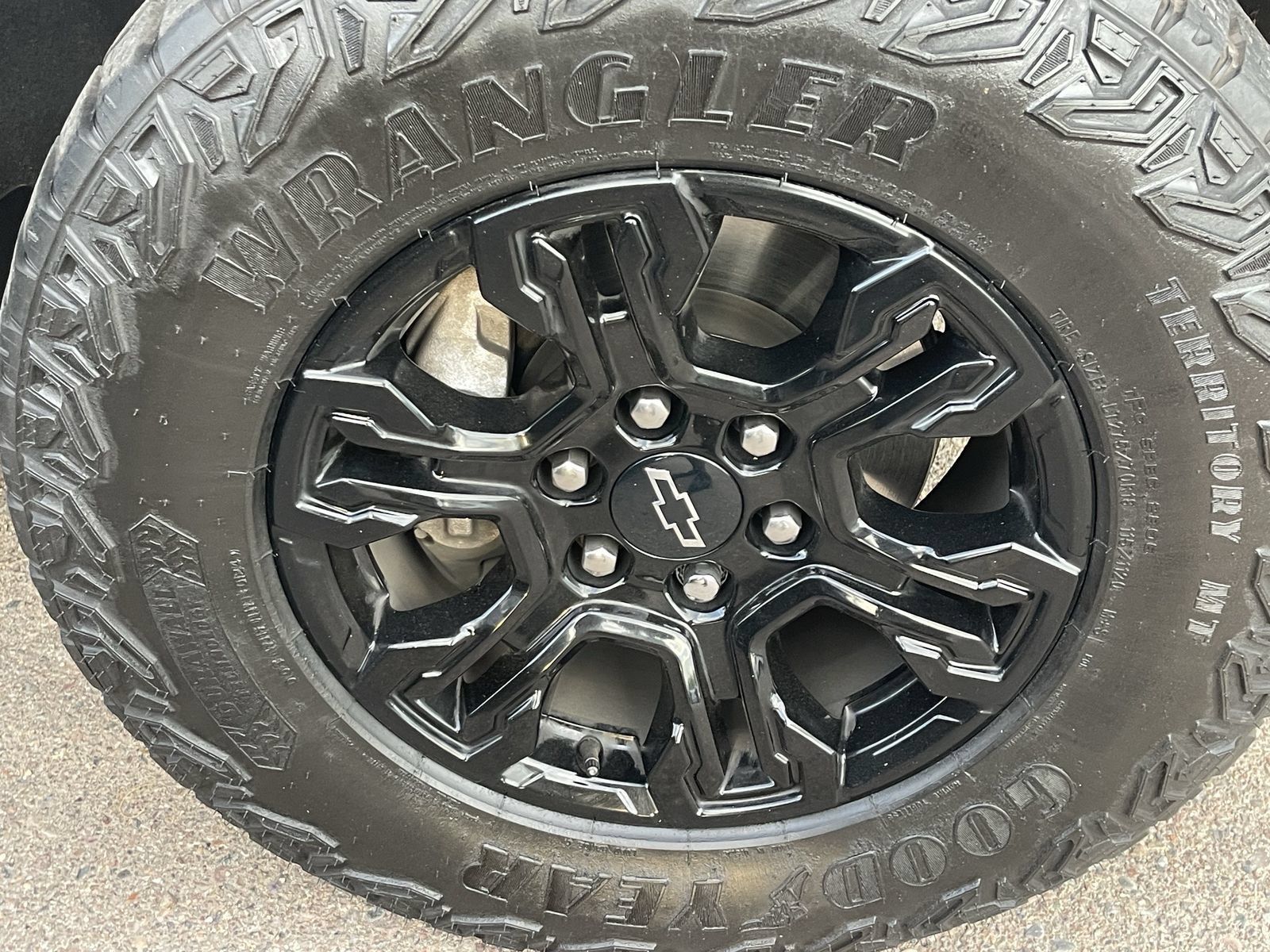 Certified 2024 Chevrolet Silverado 1500 ZR2 w/ Technology Package AWD/4WD image 5