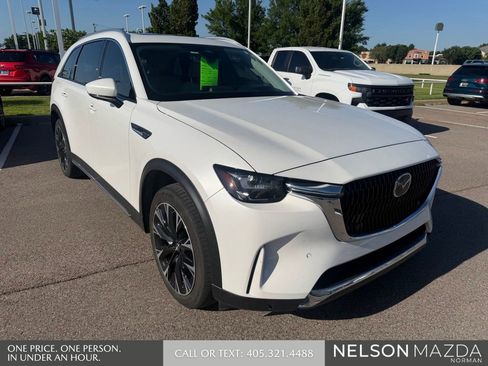 Used 2025 MAZDA CX-90 Plug-In Hybrid w/ Premium Plus AWD/4WD image 3
