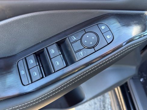 New 2026 Nissan Rogue SV image 12