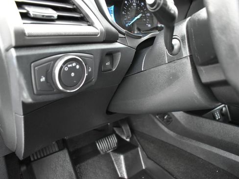 Used 2020 Ford Fusion SE FWD image 36