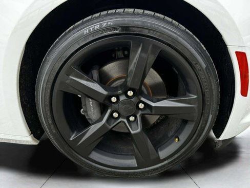 Used 2016 Chevrolet Camaro SS RWD image 58