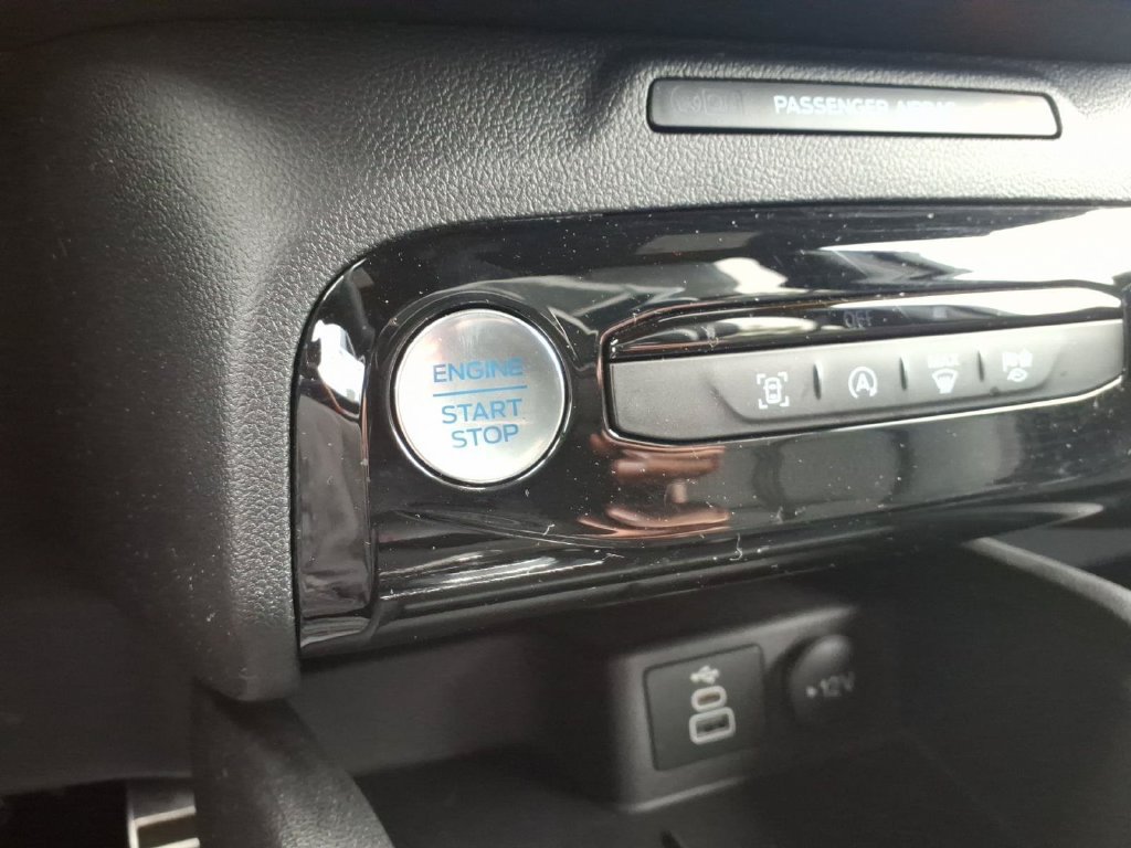 Certified 2024 Ford Escape ST-Line w/ Tech Pack #1 FWD image 25