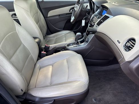 Used 2012 Chevrolet Cruze LT image 16