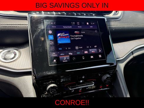 Used 2025 Jeep Grand Cherokee Altitude RWD image 20