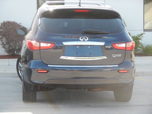 Used 2015 INFINITI QX60 Luxe w/ Deluxe Touring Package AWD/4WD image 18