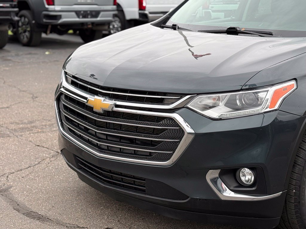 Used 2020 Chevrolet Traverse LT w/ Driver Confidence II Package AWD/4WD image 33