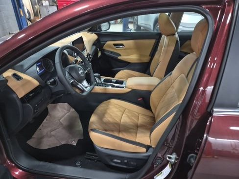 New 2025 Nissan Sentra SV w/ SV Premium Package image 18