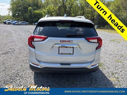 Used 2022 GMC Terrain SLT image 4