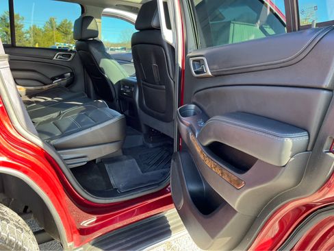 Used 2016 GMC Yukon Denali w/ Open Road Package image 30