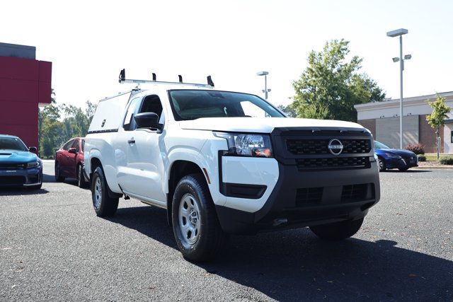 Used 2025 Nissan Frontier S AWD/4WD image 3