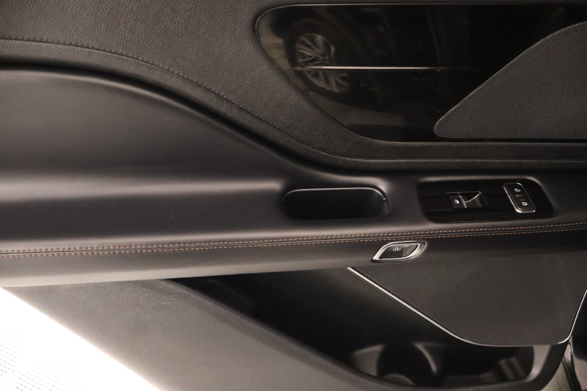 Used 2023 Lincoln Aviator 2WD image 17