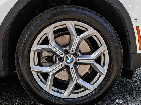 Used 2024 BMW X4 xDrive30i w/ Parking Assistance Package image 28