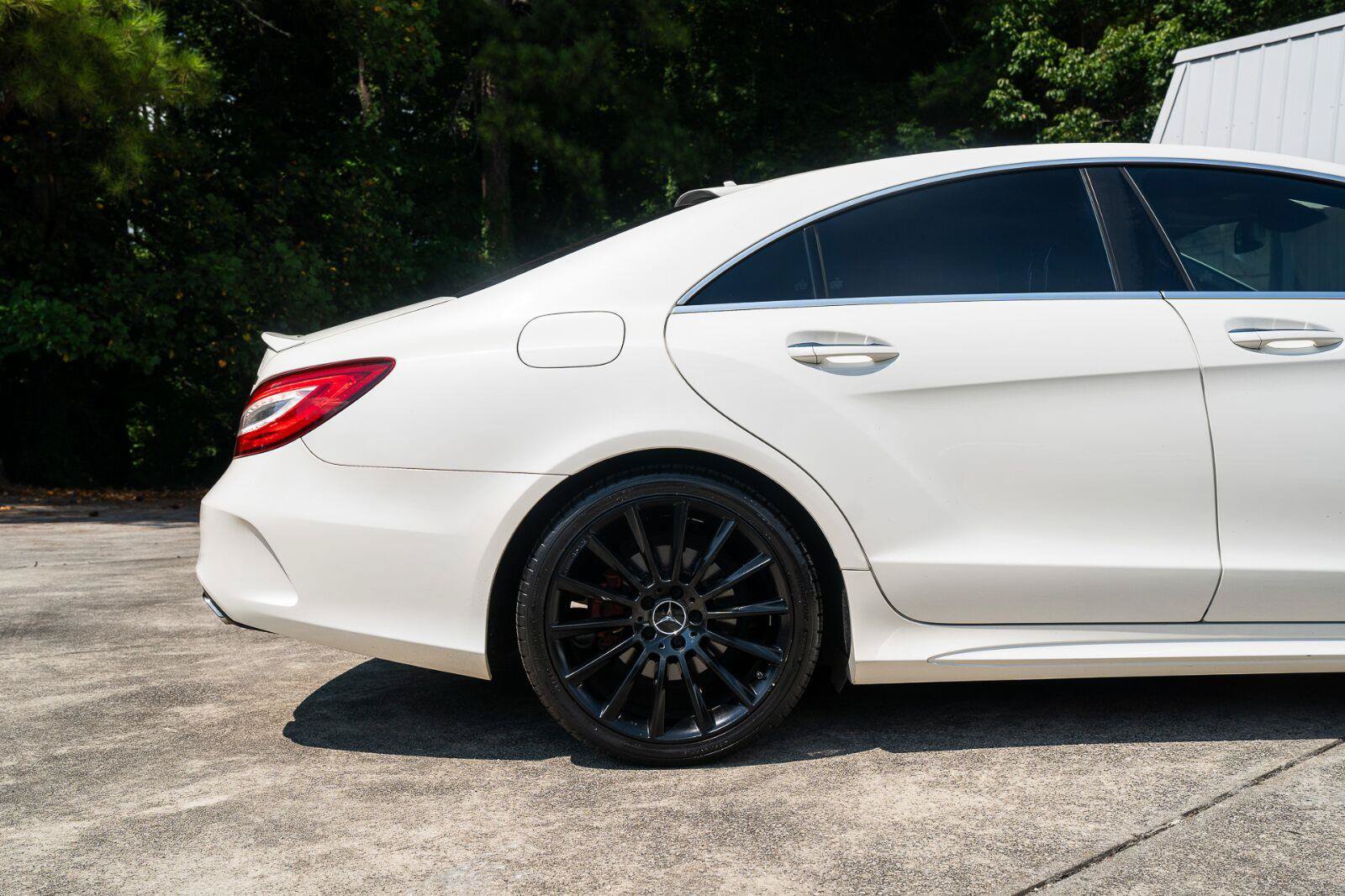 Used 2016 Mercedes-Benz CLS 400 image 11
