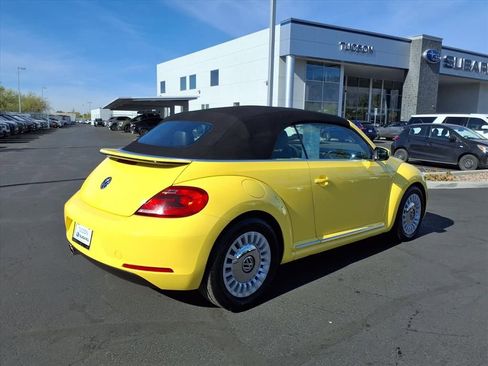 Used 2014 Volkswagen Beetle 2.5 image 9