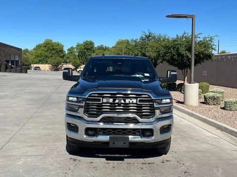 Used 2025 RAM 2500 Big Horn AWD/4WD image 2