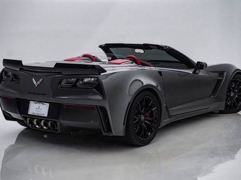 Used 2016 Chevrolet Corvette Z06 w/ 3LZ Preferred Equipment Group RWD image 13
